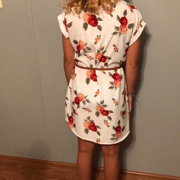 Dress - Picture 3 of 3